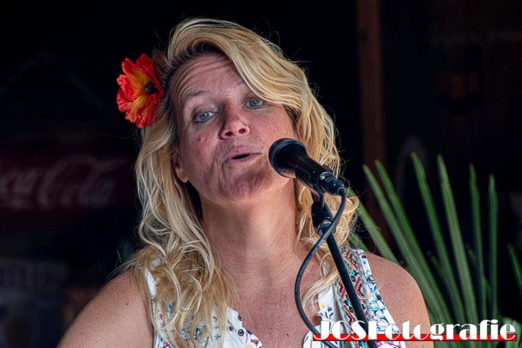 Linda van der Linden pics